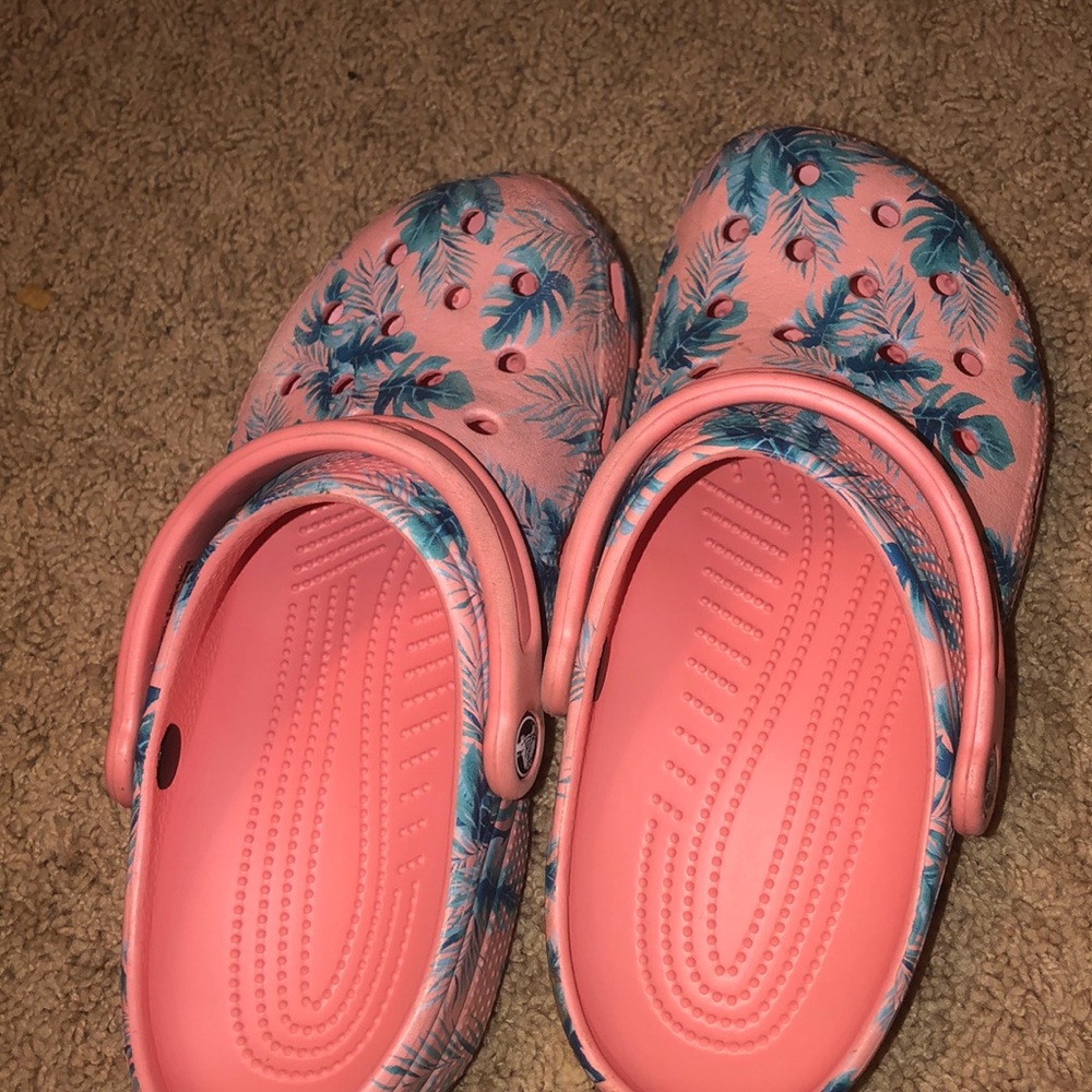 Crocs